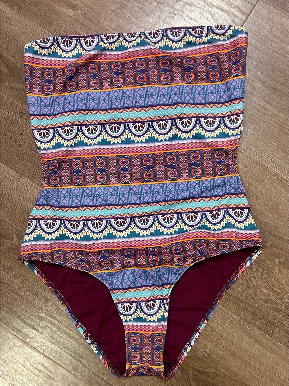 Women’s Strapless One-Piece Swimsuit – Multicolor Tribal Print